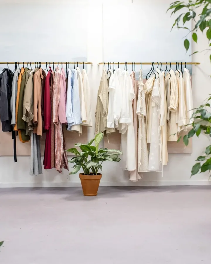 Mẫu khách chọn nhiều